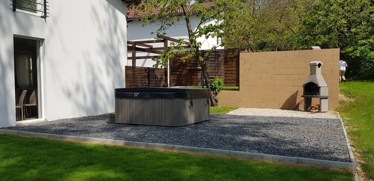Kenese-Voelgye Villahotel Balatonkenese Esterno foto